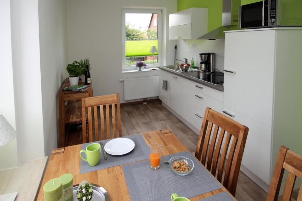 Haus Auguste, Kormoran Apartment Росток Екстериор снимка